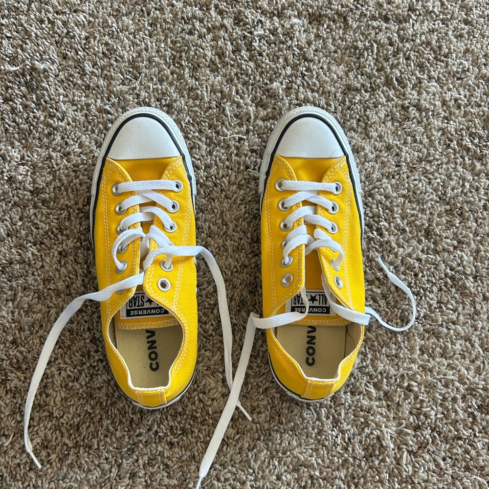Converse Women’s Yellow Sneakers